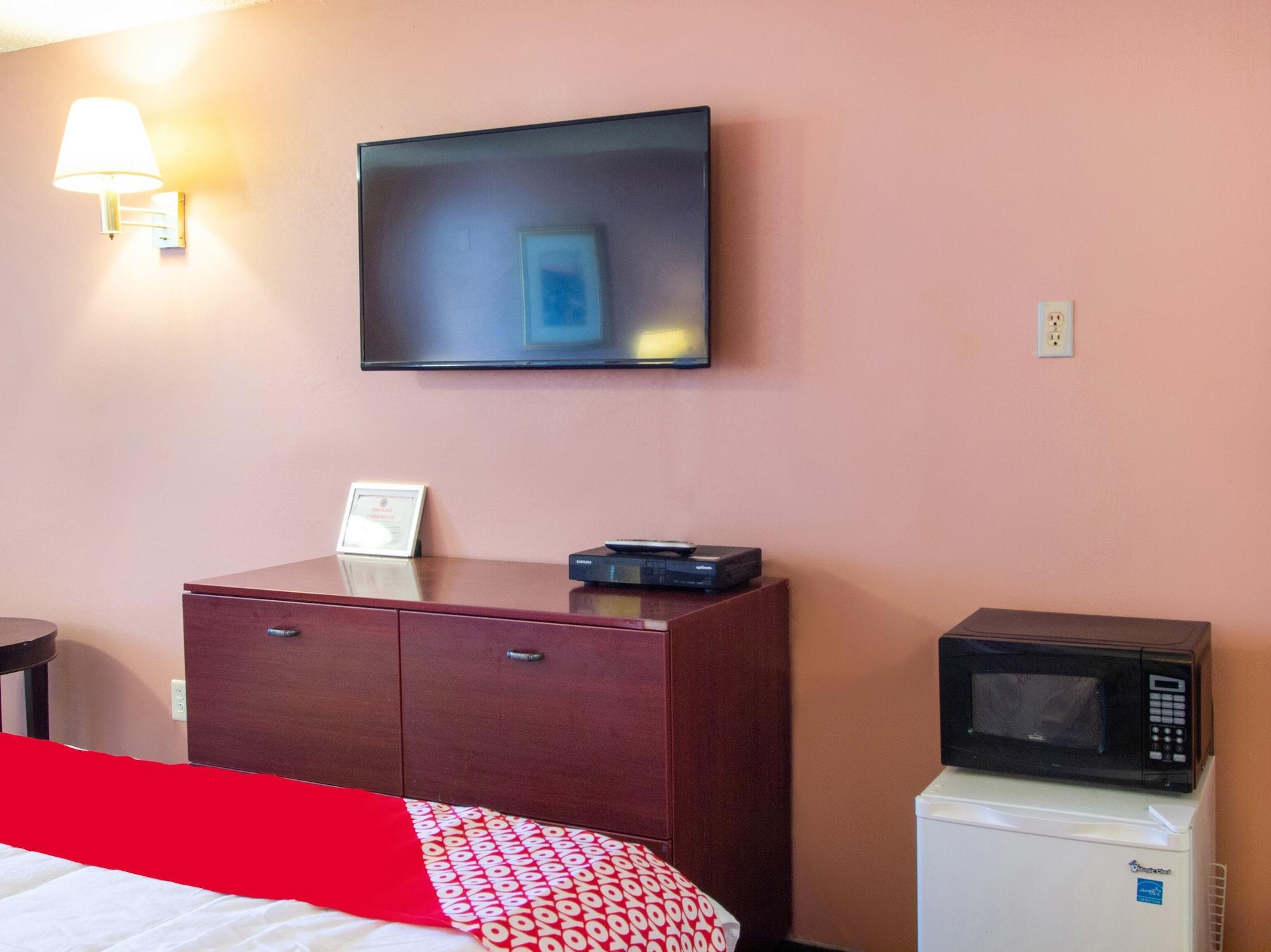 Oyo Hotel Edison Nj Route 1 Kültér fotó