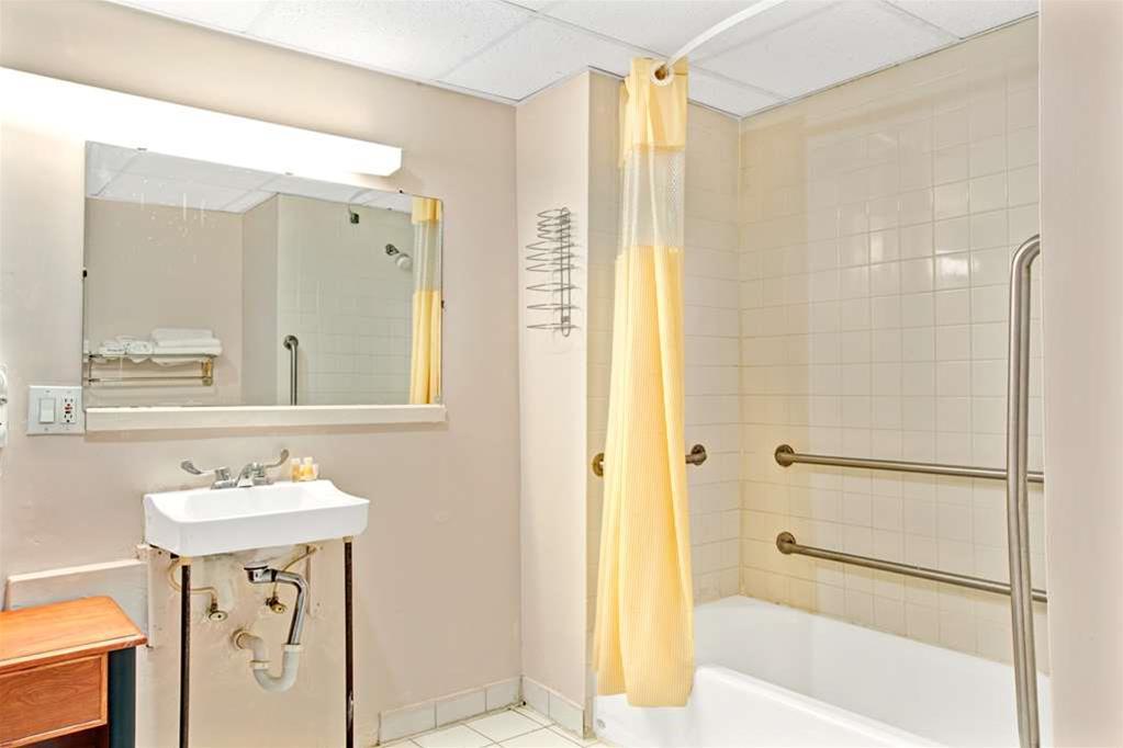 Oyo Hotel Edison Nj Route 1 Kültér fotó
