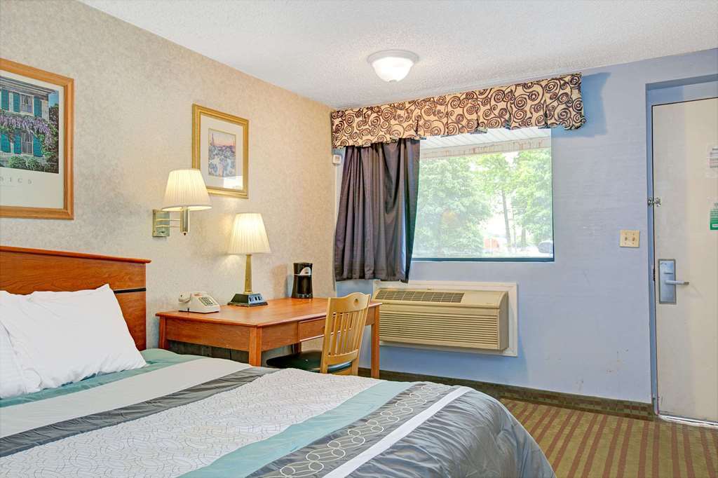 Oyo Hotel Edison Nj Route 1 Szoba fotó
